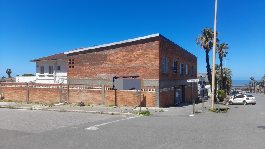 Commercial Property for Sale in Quigney Eastern Cape
